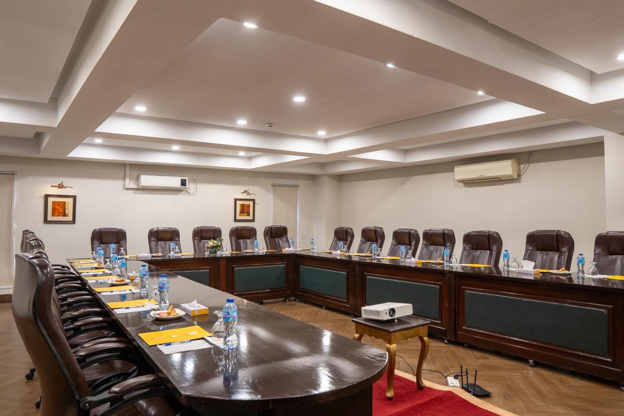 Legend Hotel Islamabad Luaran gambar